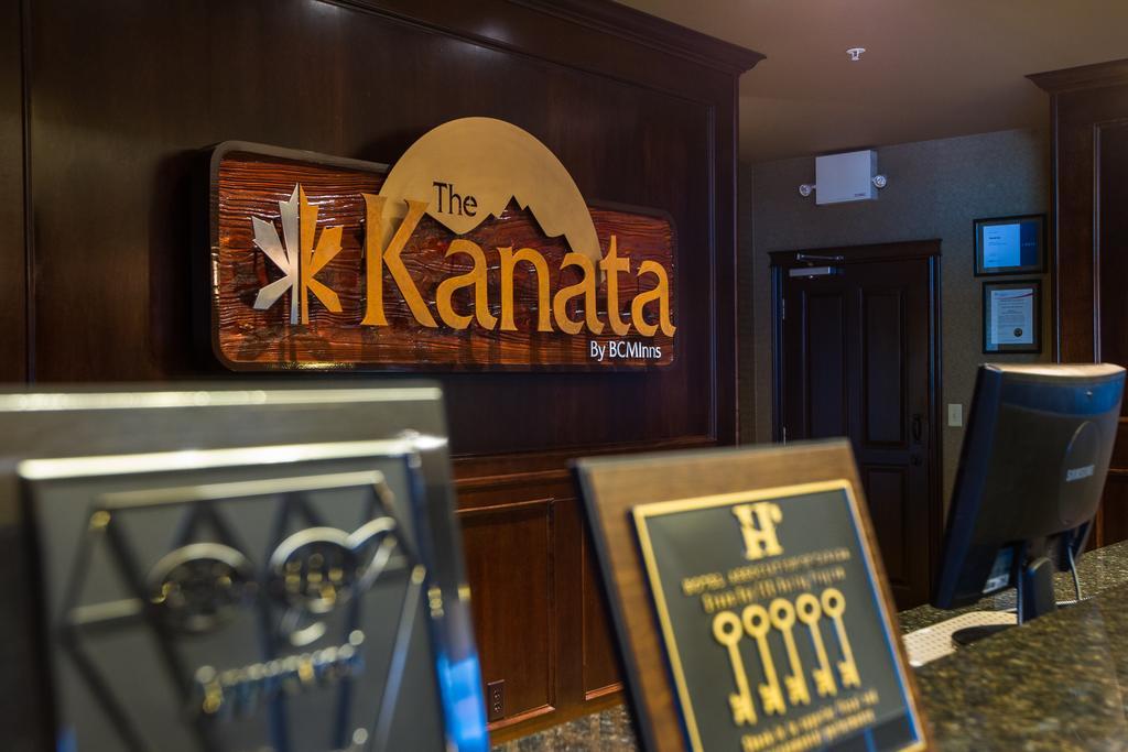 The Kanata Fort Saskatchewan Buitenkant foto