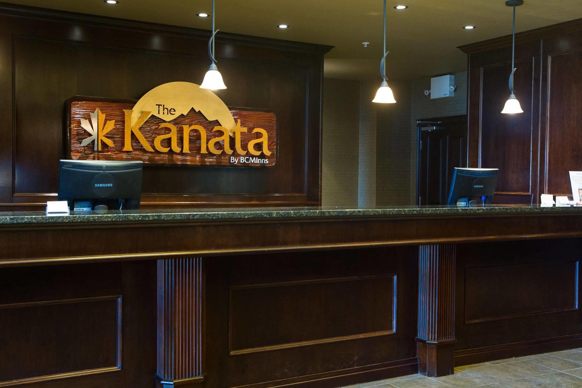 The Kanata Fort Saskatchewan Buitenkant foto